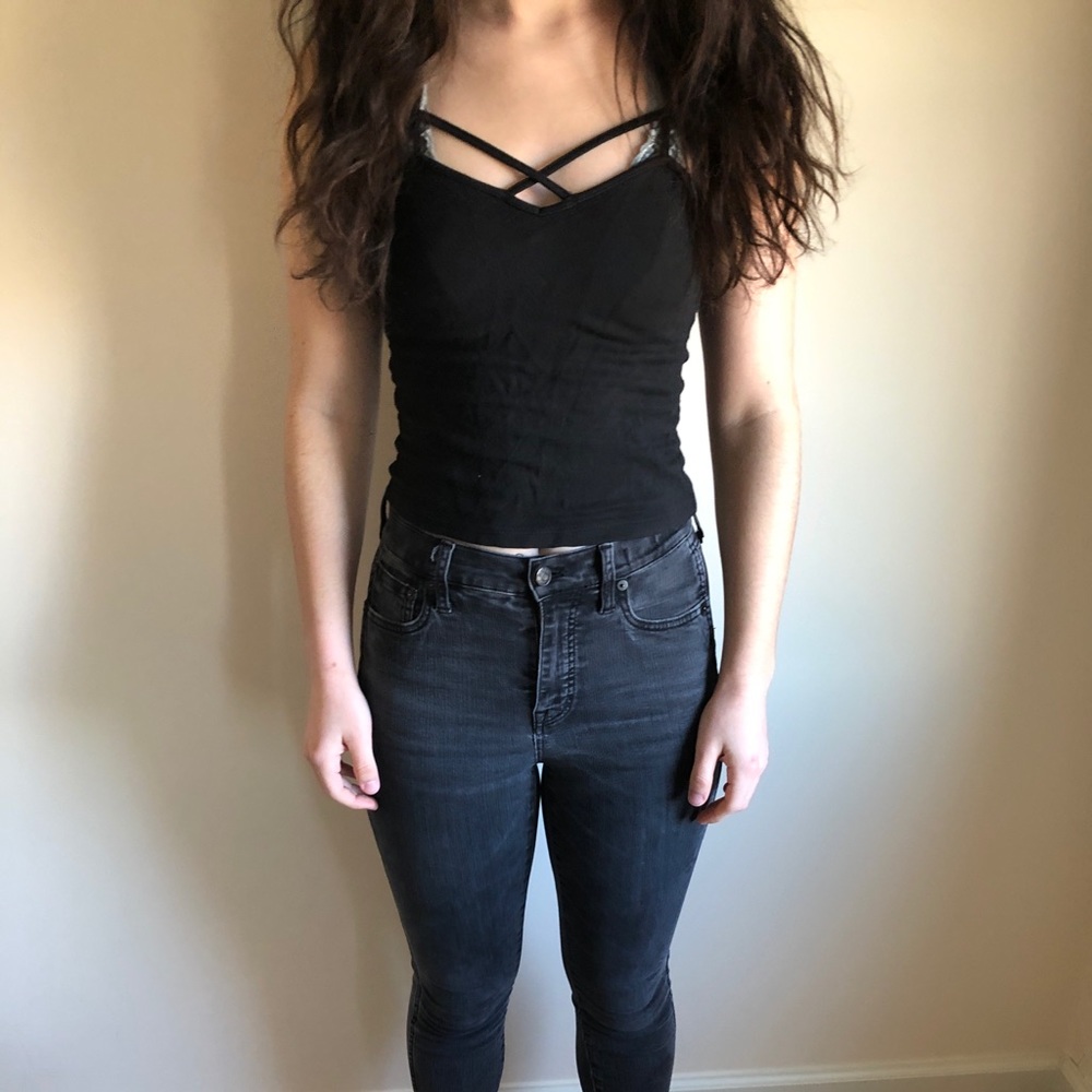 Super cute Brandy Melville crop top!